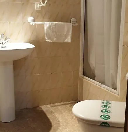 Mercedes Hotel 3*