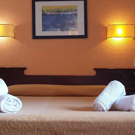 Hotel Mercedes 3*