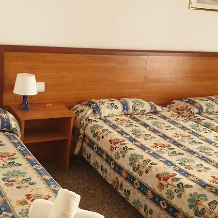Hotel Mercedes 3*