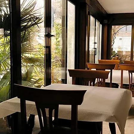 Hotel Mercedes 3*