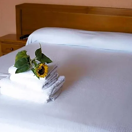 Mercedes Hotel 3*