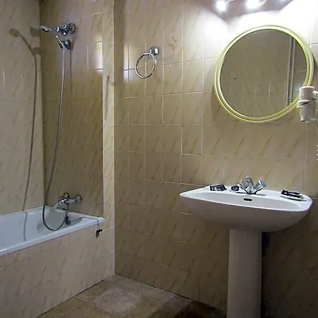 Hotel Mercedes 3*