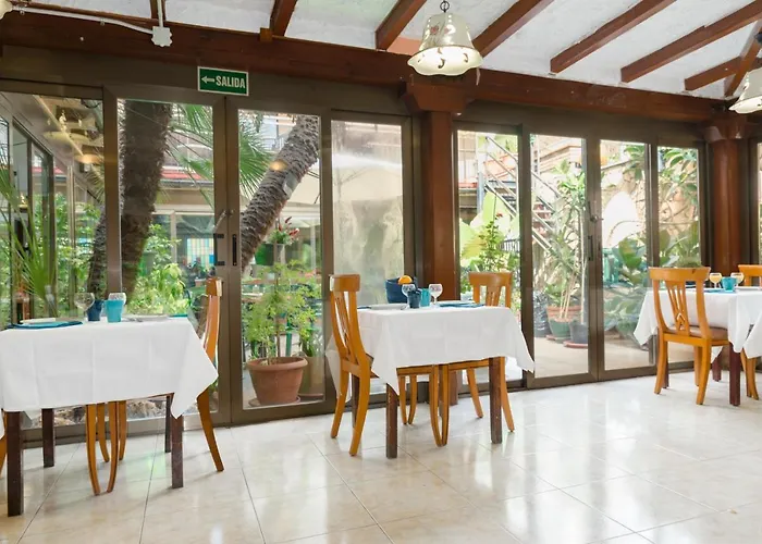 Mercedes 3* Lloret de Mar