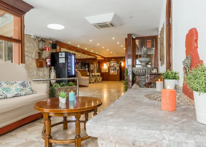 Hotell Mercedes 3*